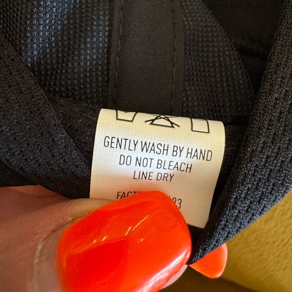 Adidas Polyester Black Aeroready Athletic Cap UPF 50 - Picture 11 of 11